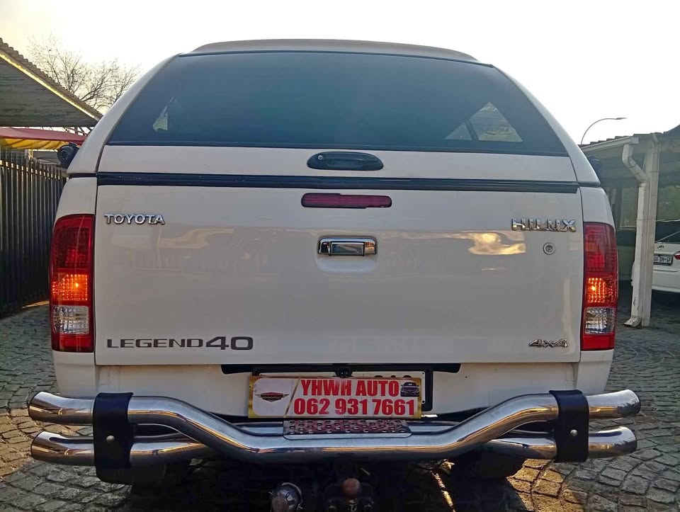 2010 Toyota Hilux legend40 4x4 automatic 3.0d4d | Junk Mail Marketplace