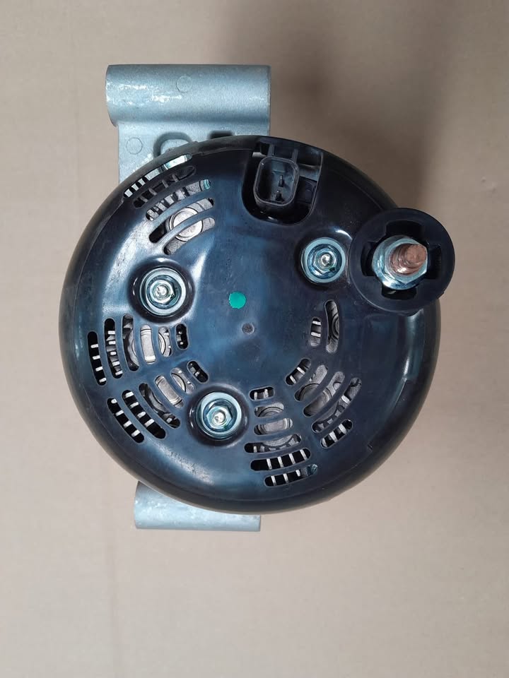 JEEP GRAND CHEROKEE (WK/ WK2) ALTERNATOR FOR SALE - Private Seller JEEP GRAND CHEROKEE (WK/ WK2) ALTERNATOR FOR SALE - Private Seller