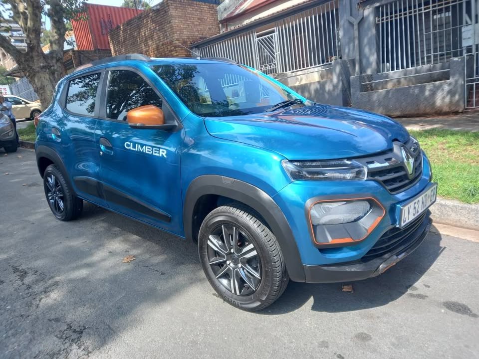 2024 Renault Kwid Climber 1.0 Petrol, Manual, Green, 60000kms