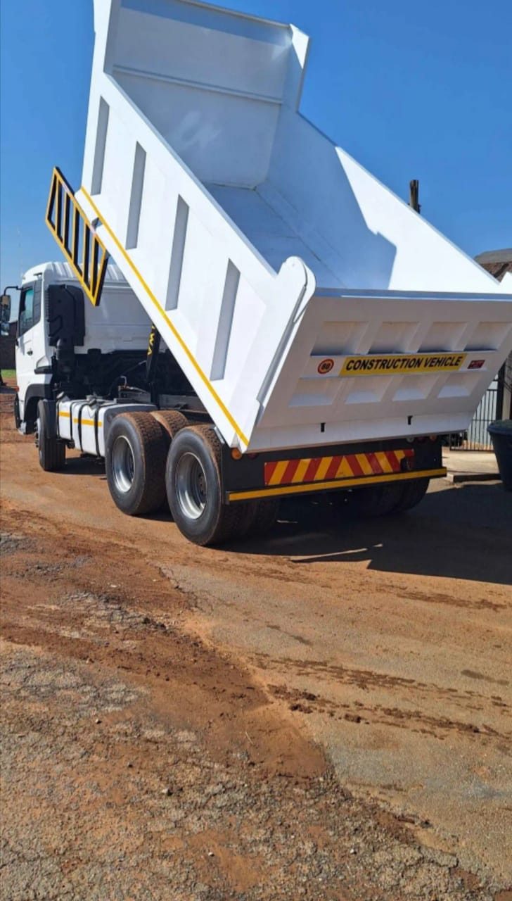 2011 Nissan UD460 10cube Tipper Truck | Junk Mail Marketplace