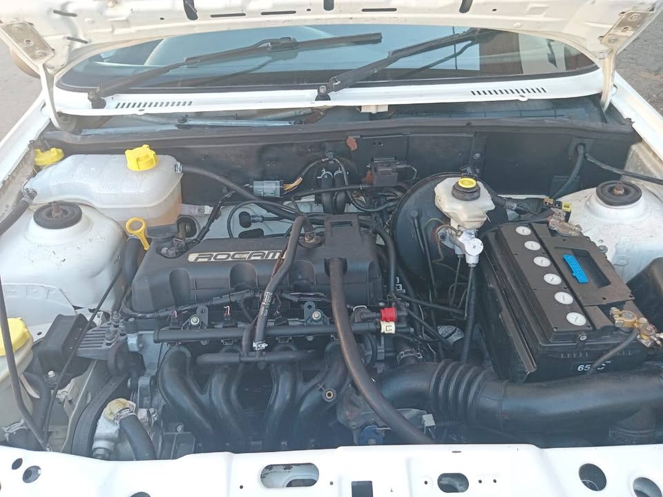 Ford Bantam 1.3 with Canopy Manual petrol
