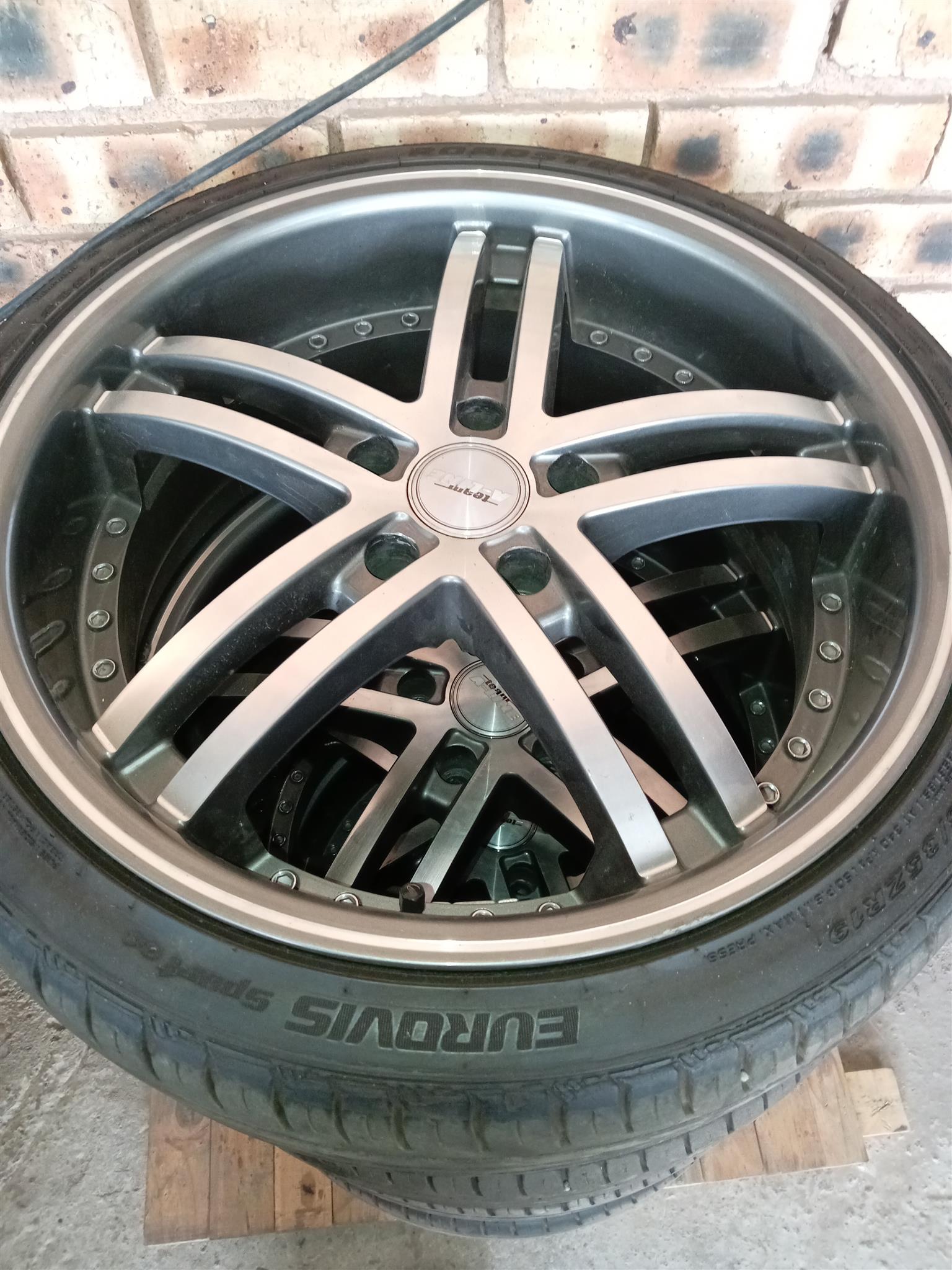 Rims and Tyrese set size 85,30,22 | Junk Mail Marketplace