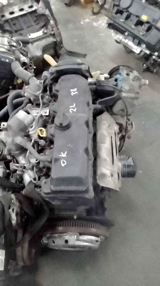 TOYOTA HILUX 2L 2.4L COMPLETE ENGINE FOR SALE - Private Seller TOYOTA HILUX 2L 2.4L COMPLETE ENGINE FOR SALE - Private Seller