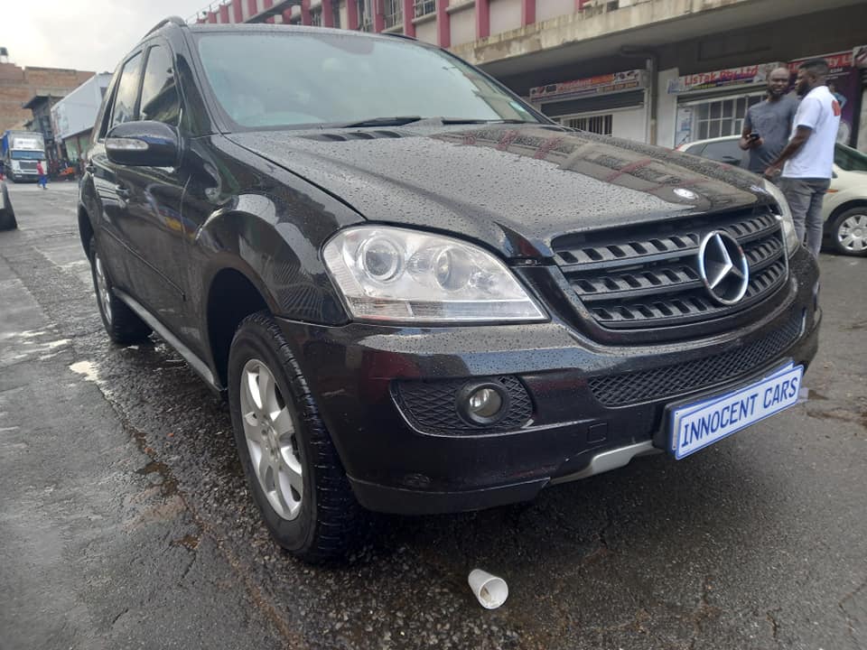 2008 MERCEDES BENZ ML320 CDI DIESEL, AUTOMATIC TRANSMISSION, BLACK COLOUR, 110000KM