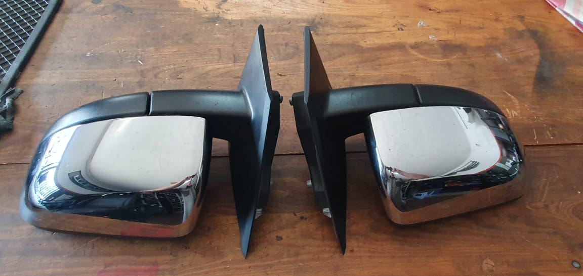 Mazda BT 50 Electric Door mirrors - Private Seller Mazda BT 50 Electric Door mirrors - Private Seller