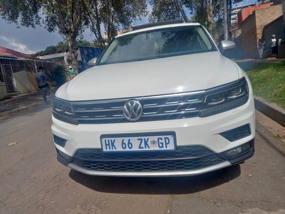 2018 VV Tiguan 1.4 TSI AUTOMATIC, ALLSPACE 7 SEATER, 120,000KM,Double Sunroof 2018 VV Tiguan 1.4 TSI AUTOMATIC, ALLSPACE 7 SEATER, 120,000KM,Double Sunroof