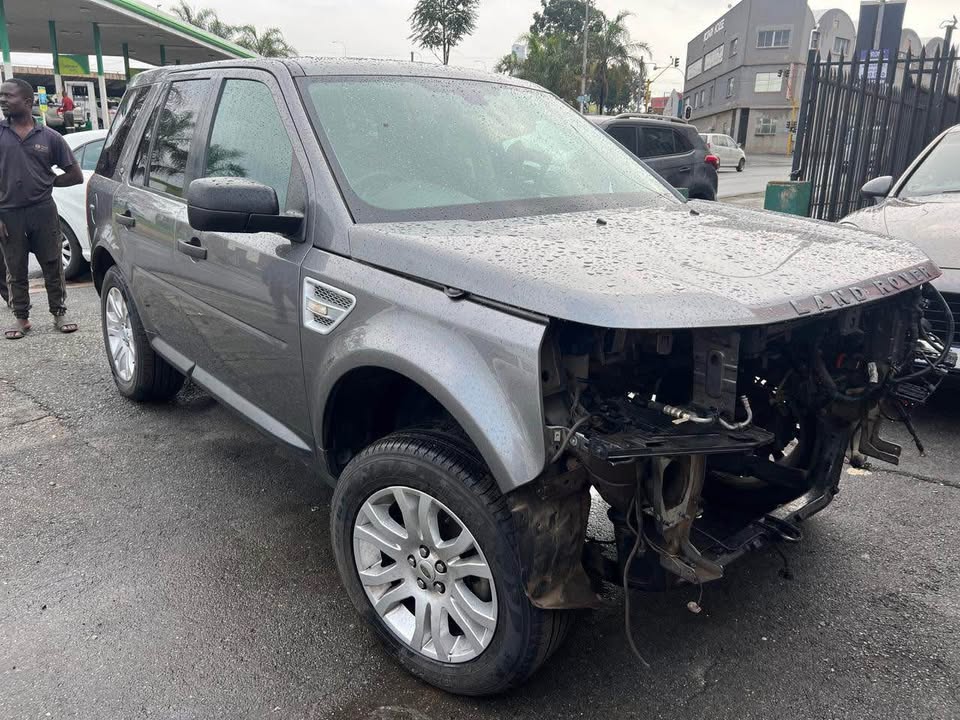 Range Rover 2013 stripping for spares - Private Seller