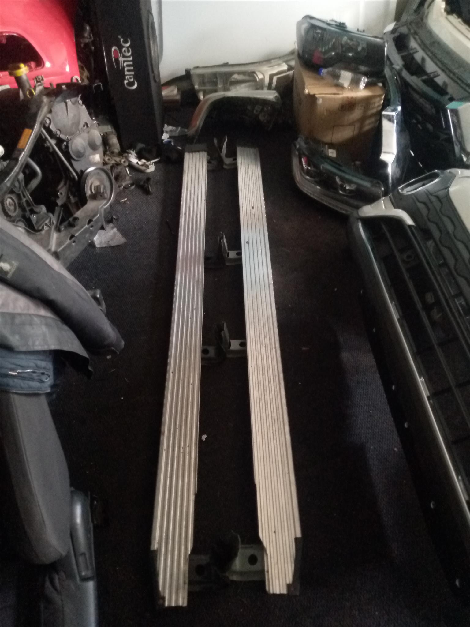 Side Steps For Toyota Land Cruiser 79 Series Bakkie-Pick Up For Sale - Private Seller Side Steps For Toyota Land Cruiser 79 Series Bakkie-Pick Up For Sale - Private Seller