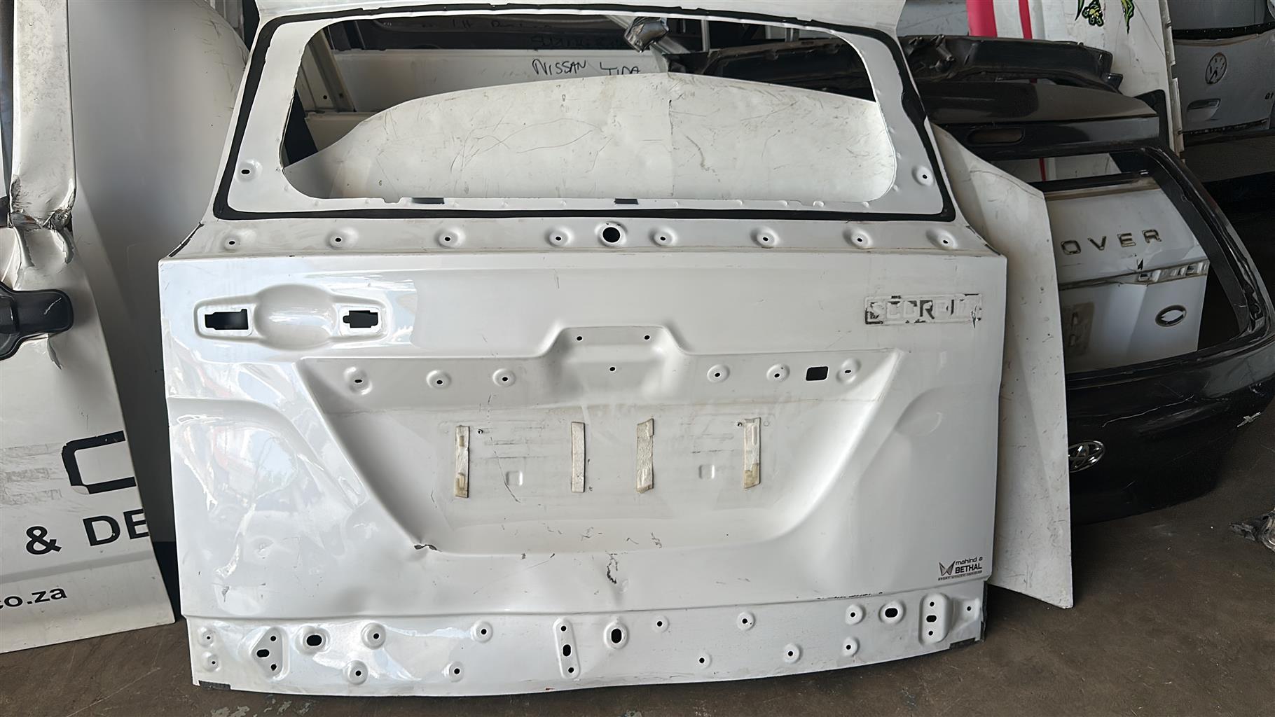 2023 Mahindra Scorpio-n TAILGATE - Private Seller