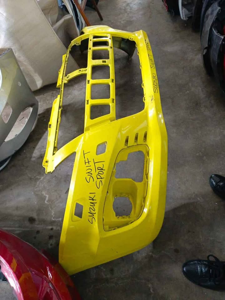 SUZUKI SWIFT SPORT FRONT BUMPER - Private Seller SUZUKI SWIFT SPORT FRONT BUMPER - Private Seller