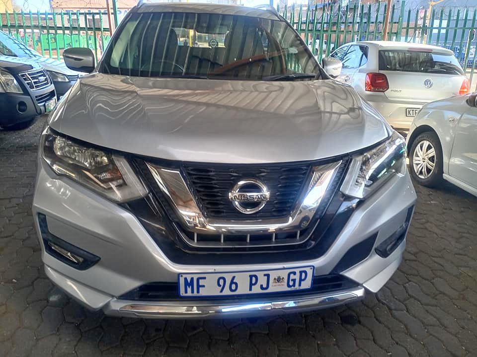 Nissan Xtrail 2.5 4×4 Automatic petrol 7seater  2020 Silver Reverse Camera