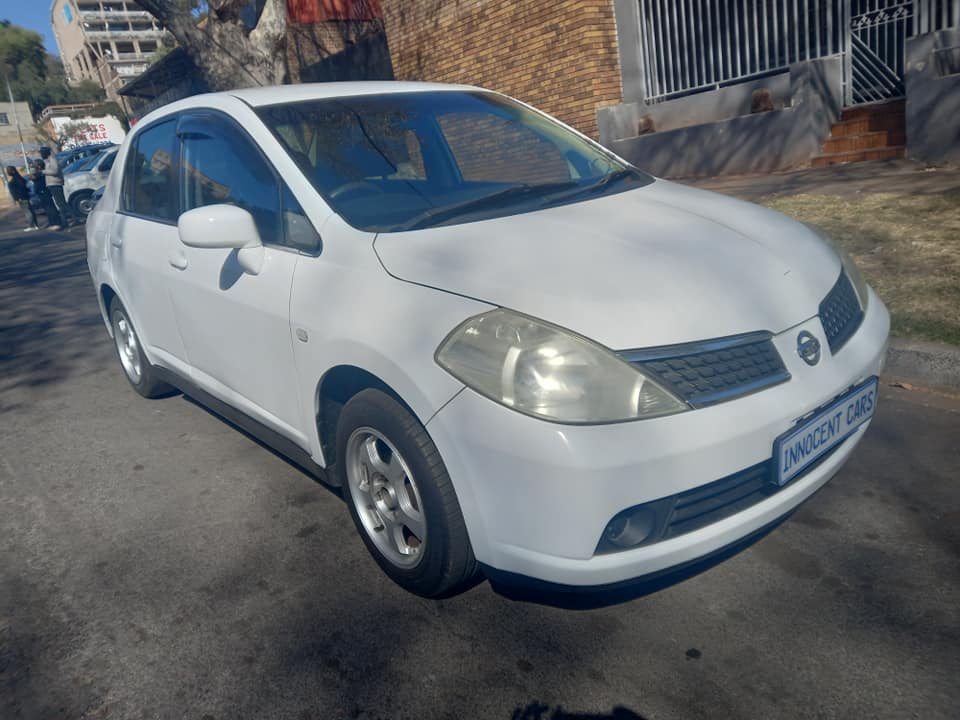 2009 NISSAN TIIDA 1.6 ENGINE PETROL, MANUAL, WHITE COLOR