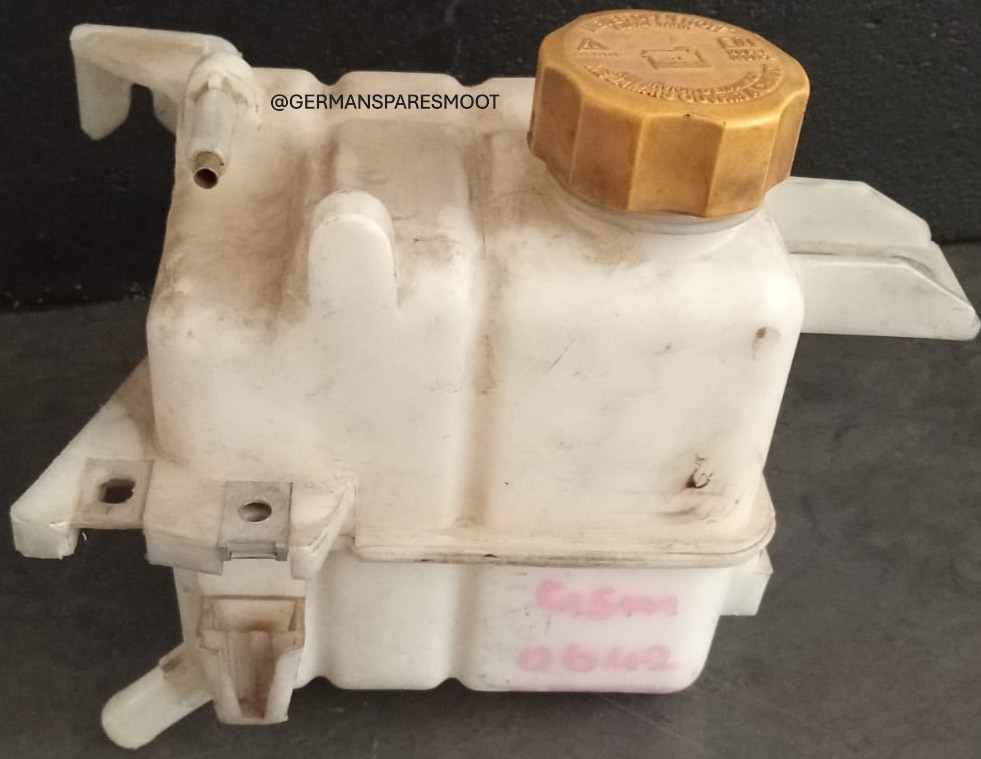 Chev Captiva 2.4 Used Expansion Tank - Private Seller Chev Captiva 2.4 Used Expansion Tank - Private Seller