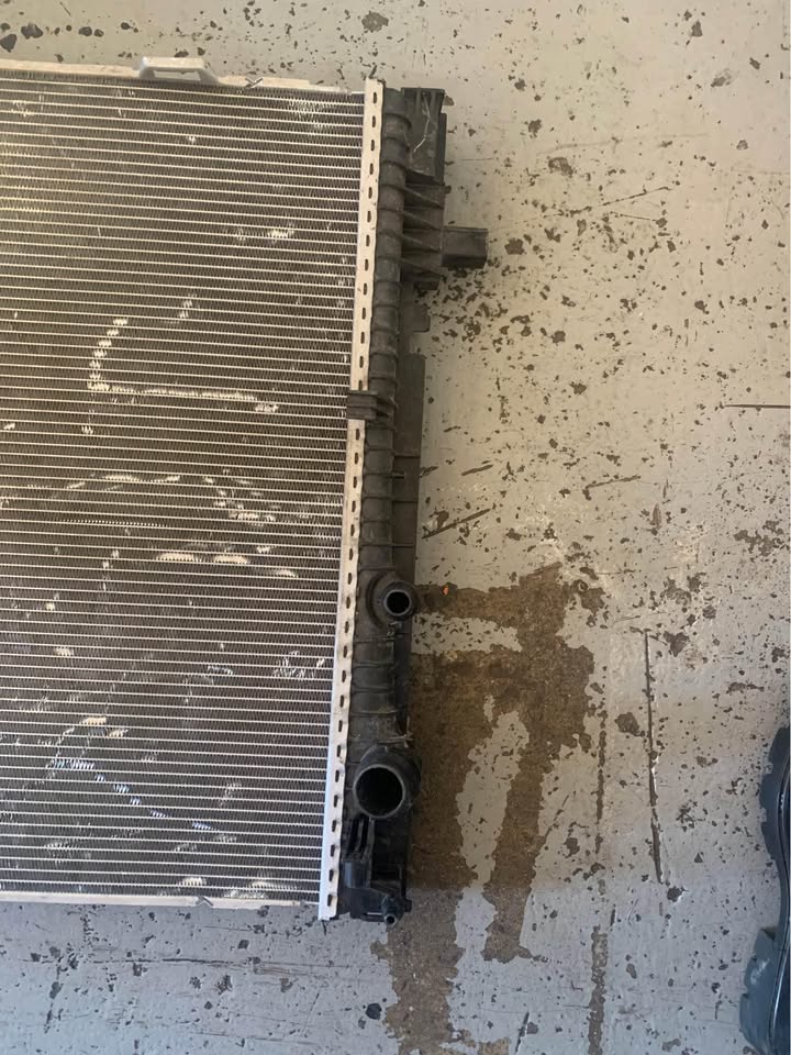 BMW G05 Radiator - Private Seller