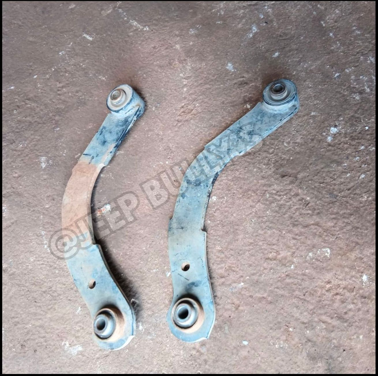 Dodge Caliber, Jeep Compass, Jeep Patriot Banana Arms - Private Seller Dodge Caliber, Jeep Compass, Jeep Patriot Banana Arms - Private Seller