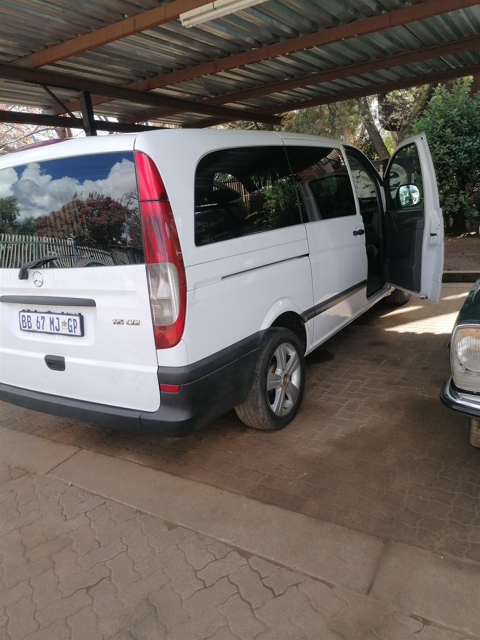 Vito 115 stripping for spares 