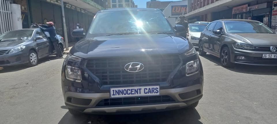 2020 HYUNDAI  VENUE 1.0T, MANUAL  TRANSMISSION, BLUE COLOUR, MILEAGE