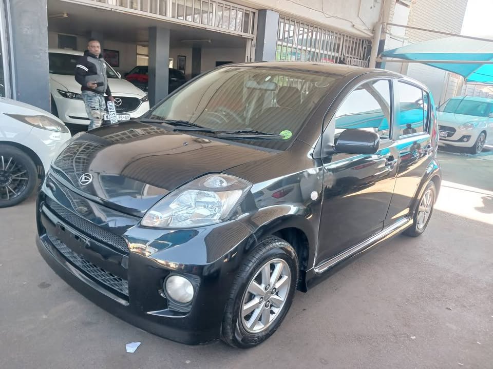 2010 DAHATSU SIRION 1.3 SPORT Transmission: Manual Mileage: Fueltype: Petrol Black