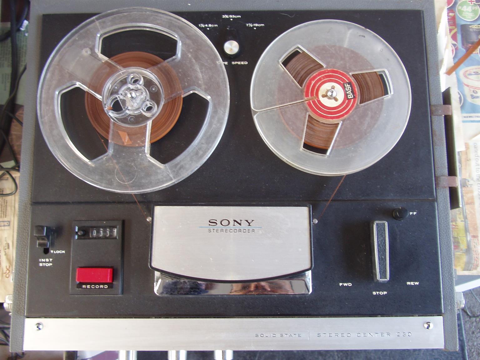 Sony Reel To Reel Tape player / recorder - with detachable speaker