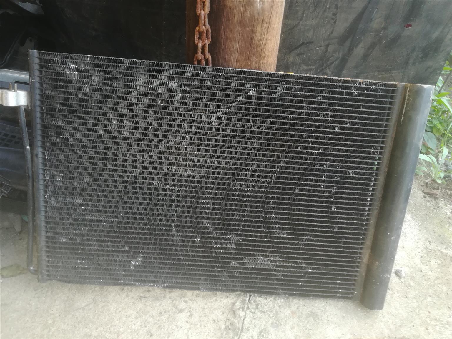 Bmw 7 series E65 aircon Condenser for sale - Private Seller