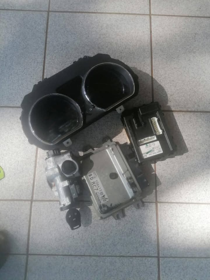 NISSAN ALMERA LOCKSET AVAILABLE - Private Seller