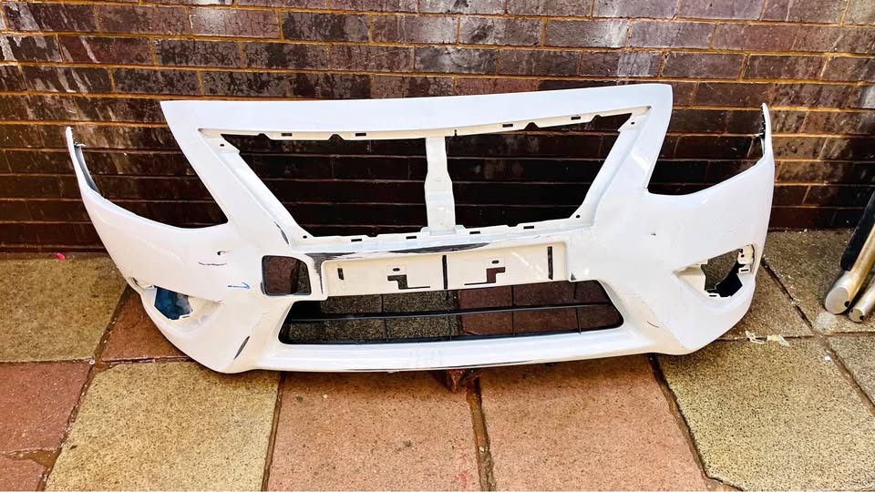 Nissan Almera bumper - Private Seller Nissan Almera bumper - Private Seller
