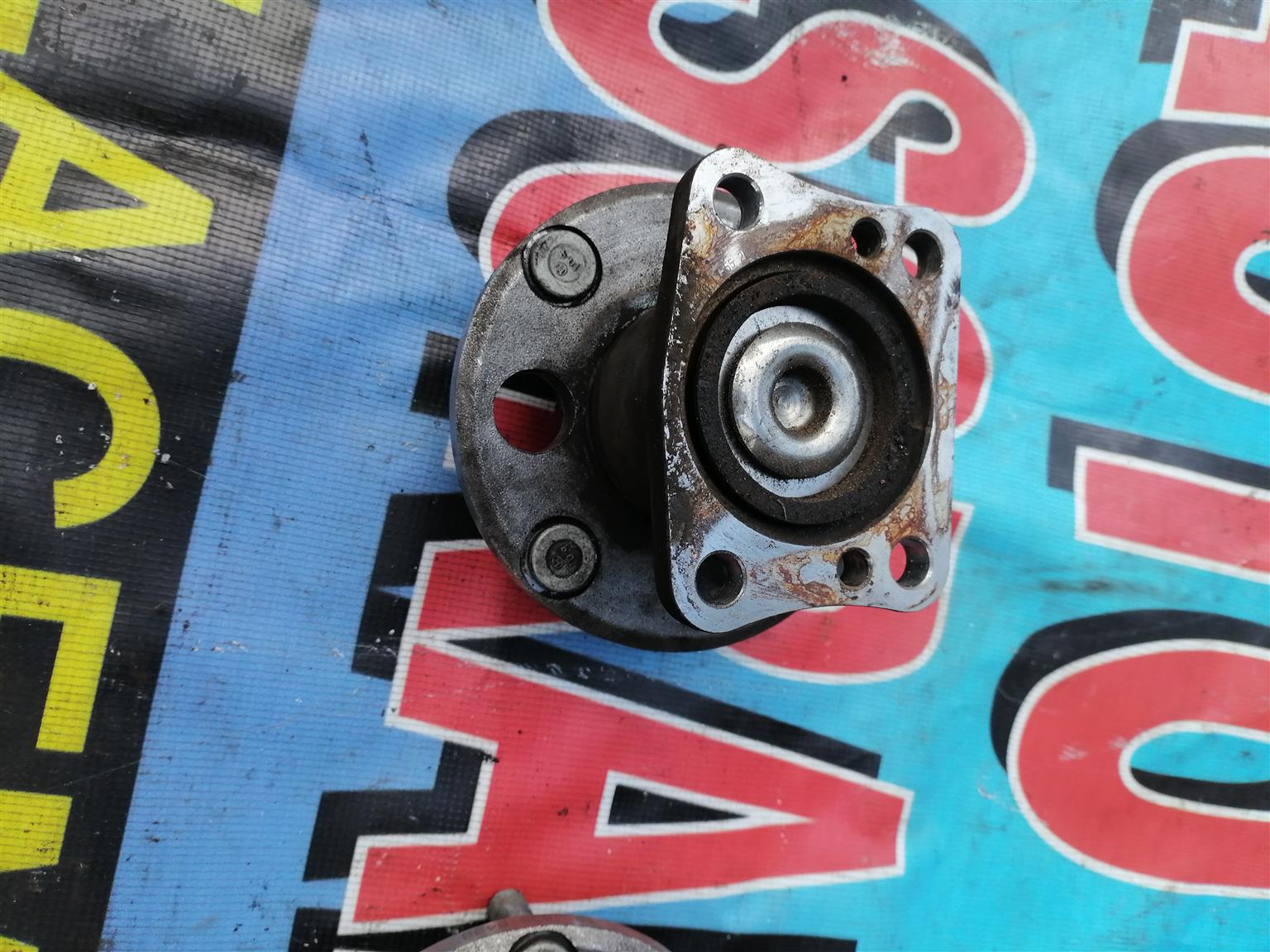 Ford figo rear hub bearing - Private Seller Ford figo rear hub bearing - Private Seller