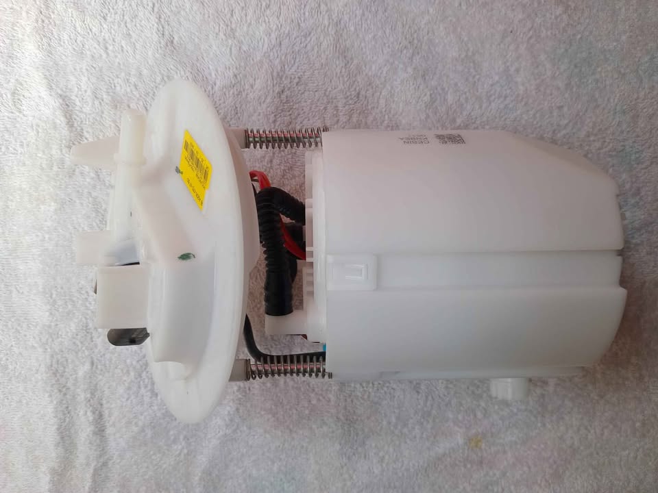 Mercedes Benz Fuel Pump W205 M274