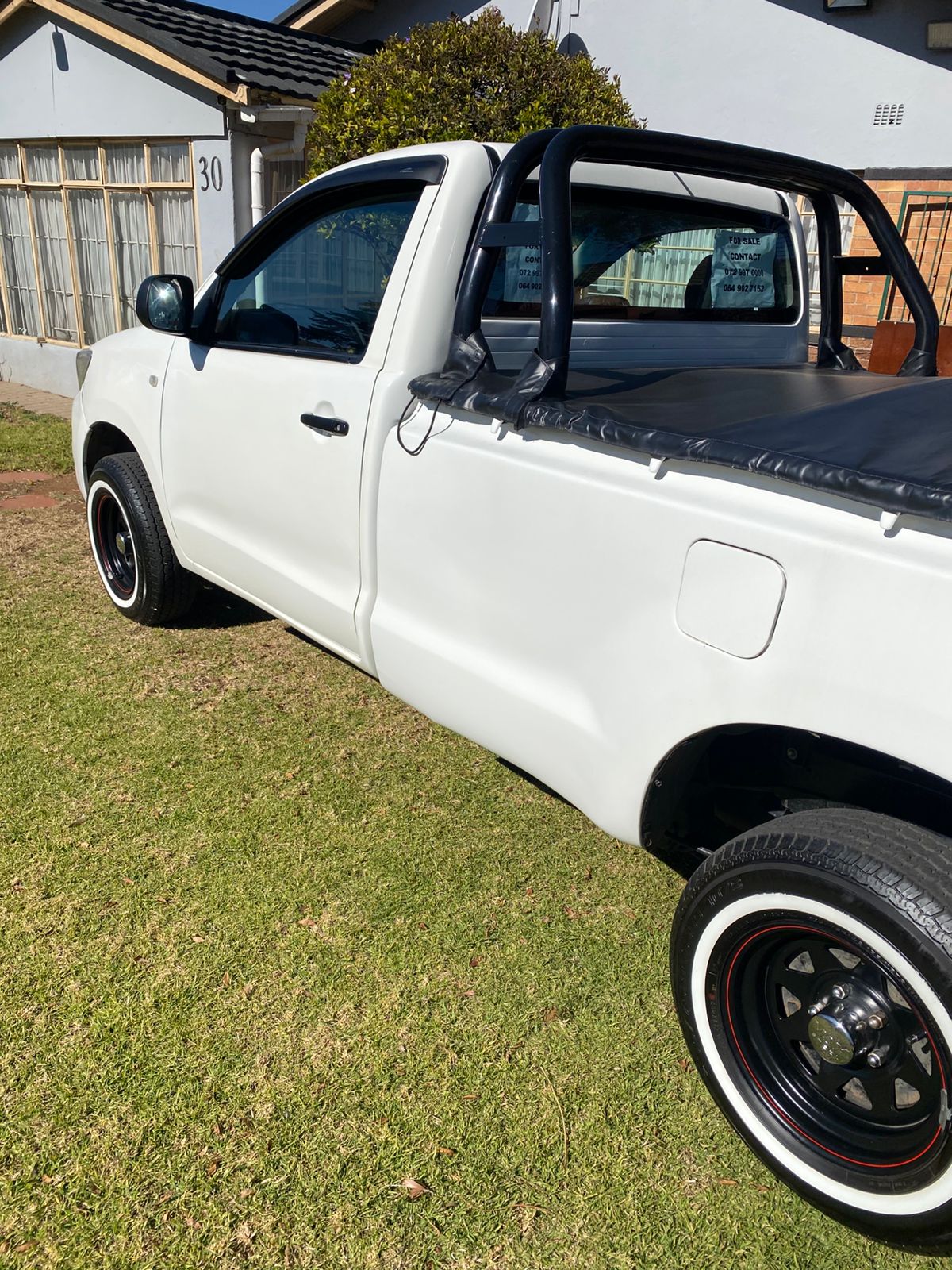 2015 Toyota Hilux 2.0 VVTI Single cab