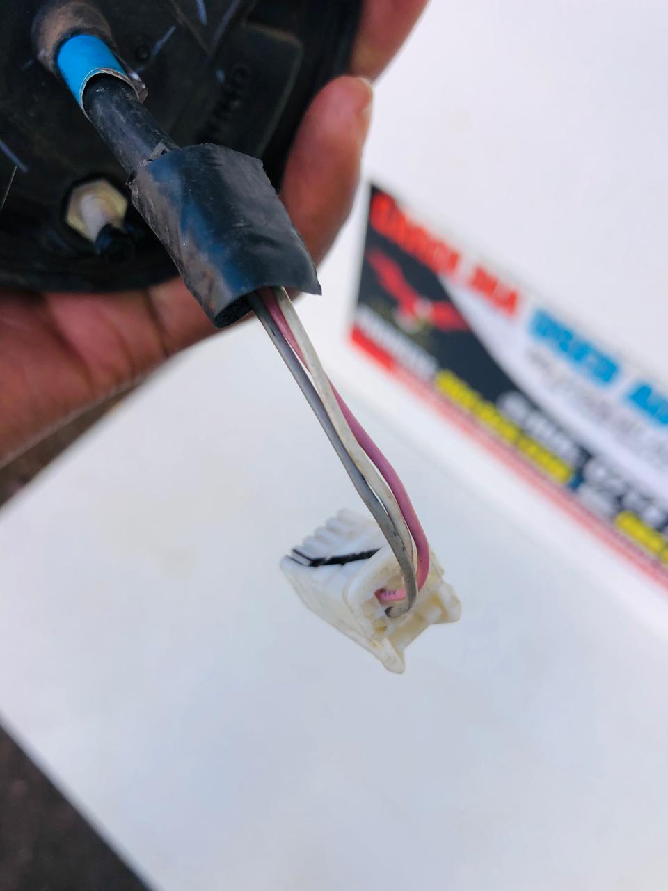 Toyota Starlet and Suzuki Baleno right side electronic mirror (2015-2021) - Private Seller Toyota Starlet and Suzuki Baleno right side electronic mirror (2015-2021) - Private Seller