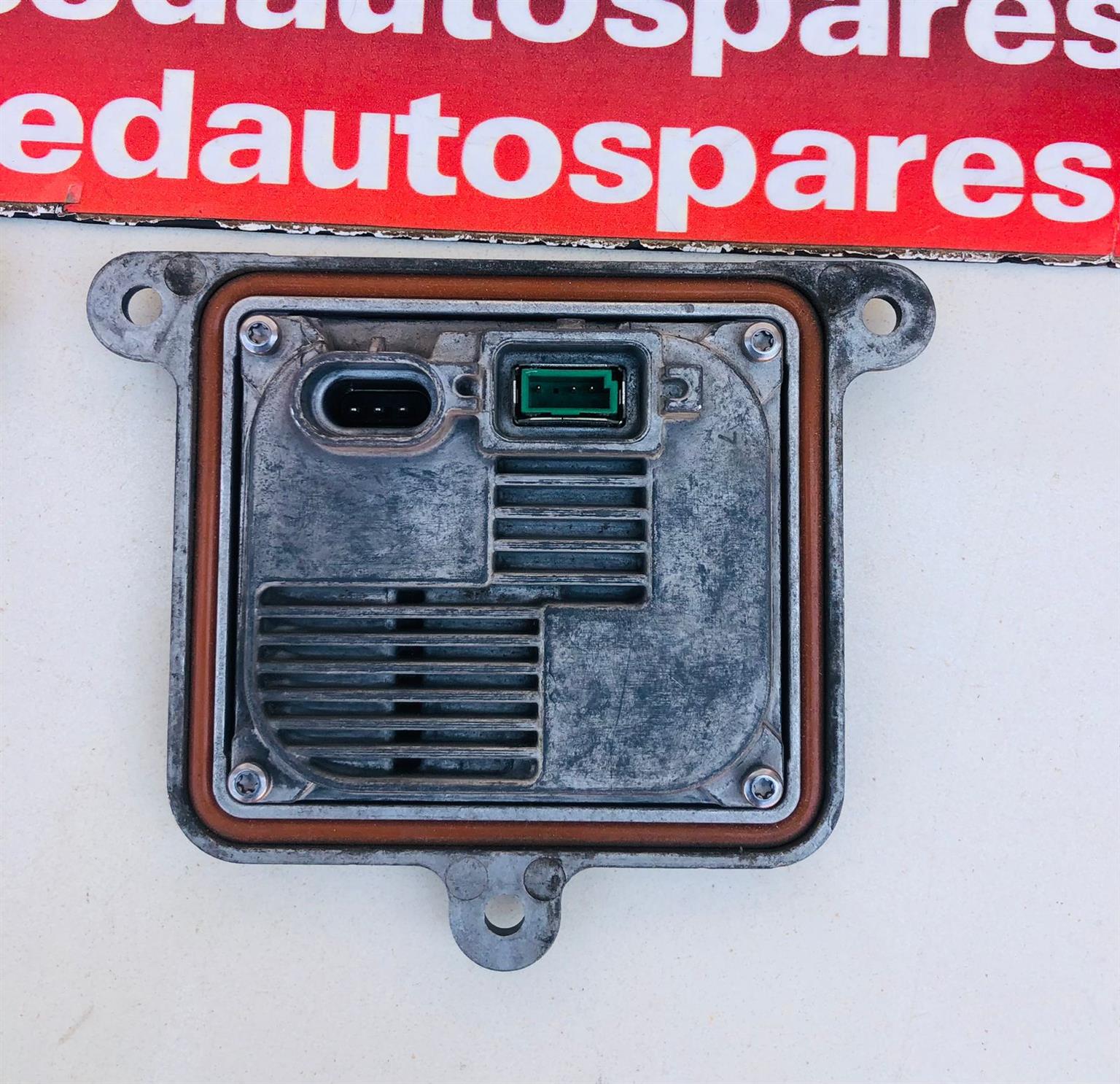 Ford Focus and Kia Cerato xenon left and right headlight ballast/module - Private Seller Ford Focus and Kia Cerato xenon left and right headlight ballast/module - Private Seller