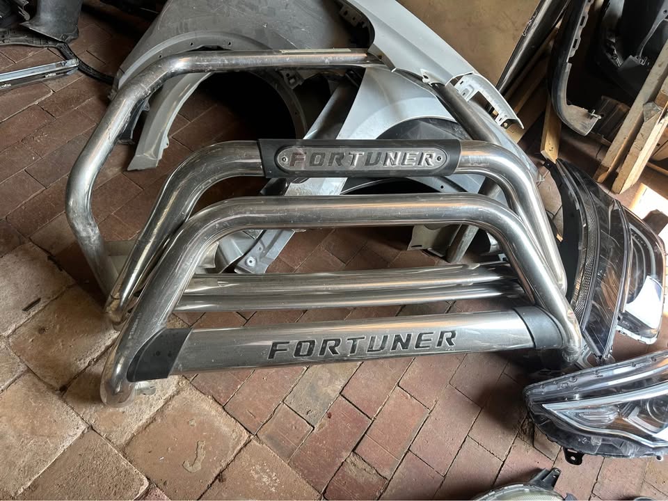 Toyota fortuner bull bar - Private Seller Toyota fortuner bull bar - Private Seller
