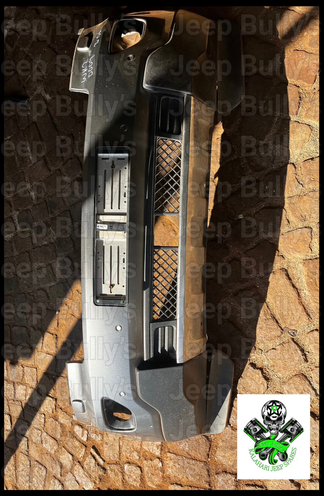 Jeep Grand Cherokee Wk2 3.0 Front Bumper - Private Seller Jeep Grand Cherokee Wk2 3.0 Front Bumper - Private Seller