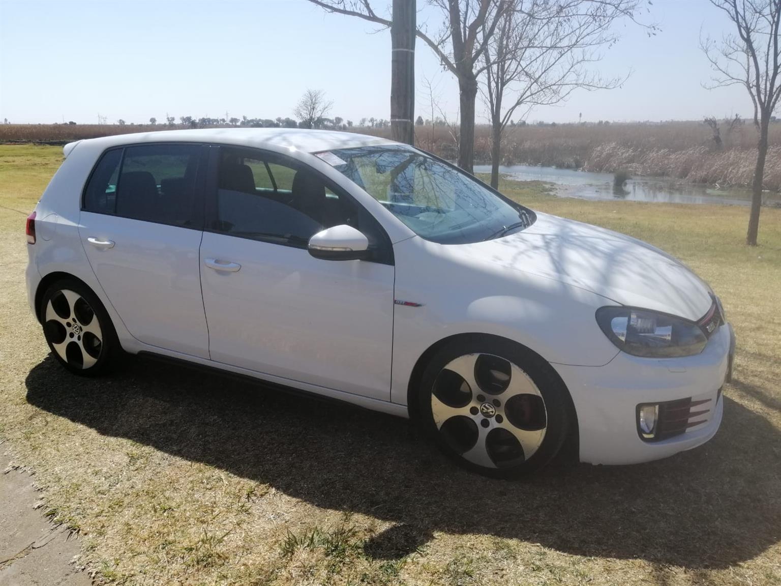 2012 VW Golf 6 GTi 2012 VW Golf 6 GTi