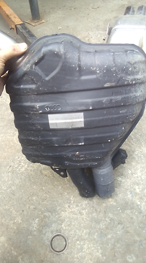 Audi Rear Exhaust Silencer - Private Seller Audi Rear Exhaust Silencer - Private Seller
