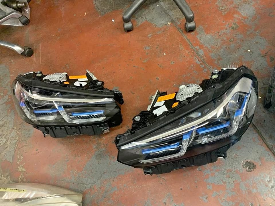 2022 BMW X3 G02 HEADLIGHTS - Private Seller 2022 BMW X3 G02 HEADLIGHTS - Private Seller