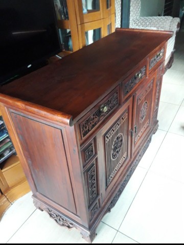 Stunning Bali Classic Carved Unit Stunning Bali Classic Carved Unit