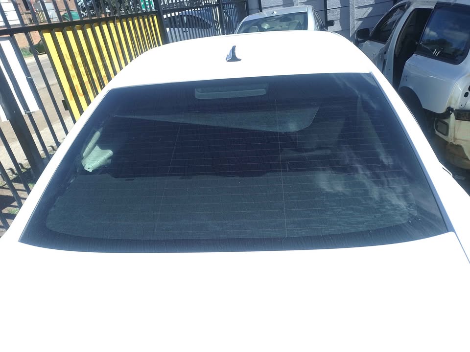 VOLVO S60 2012 REAR GLASS AVAILABLE - Private Seller VOLVO S60 2012 REAR GLASS AVAILABLE - Private Seller