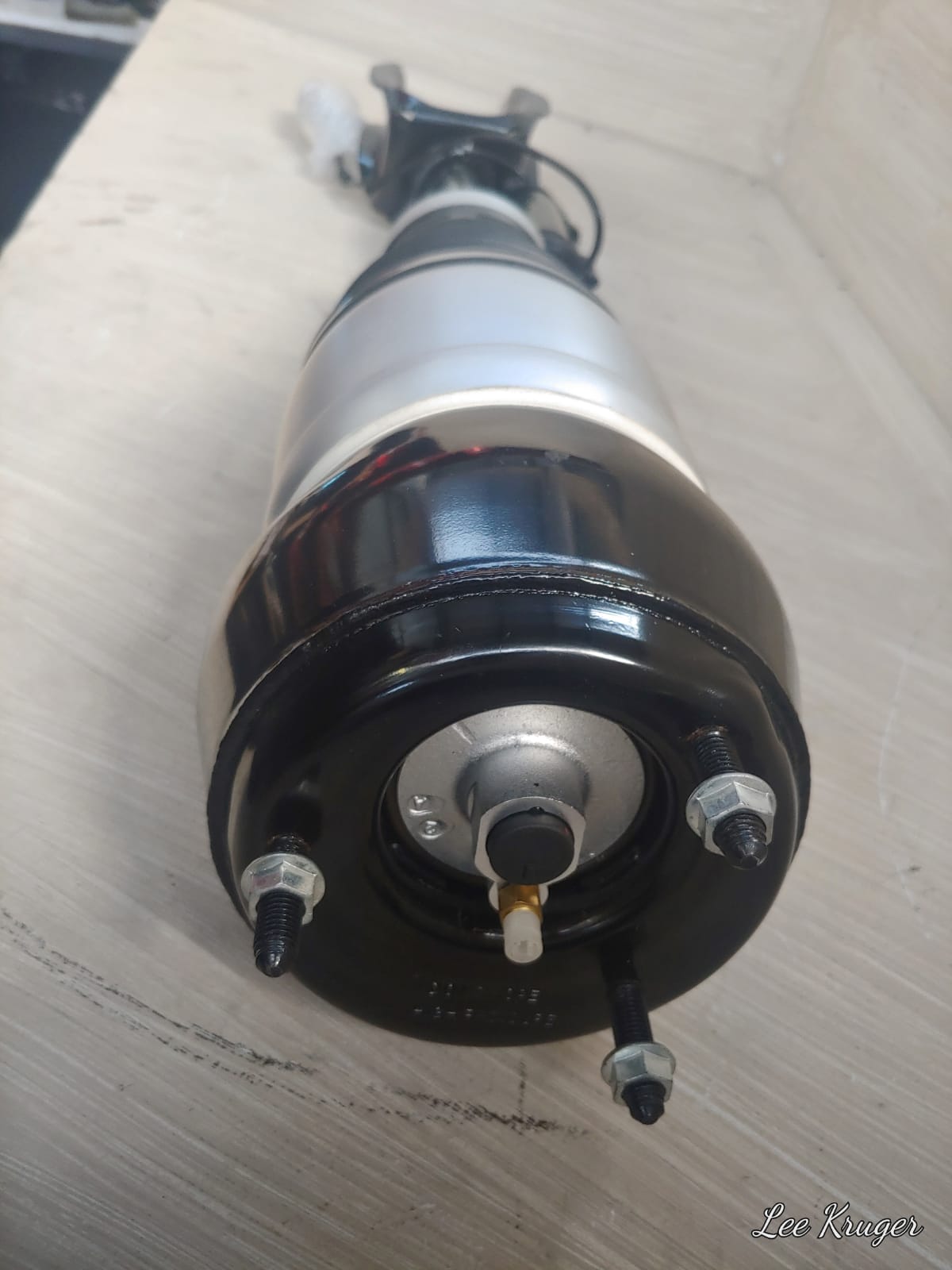 Mercedes Benz W166 New Left Front Air Shock for sale - Private Seller Mercedes Benz W166 New Left Front Air Shock for sale - Private Seller