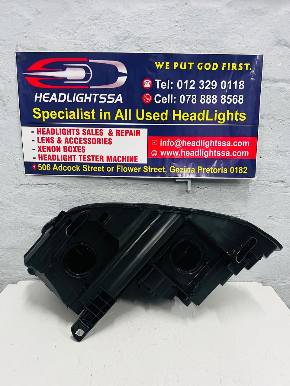 VW Tiguan R-line right side LED headlight replacement housing - Private Seller VW Tiguan R-line right side LED headlight replacement housing - Private Seller