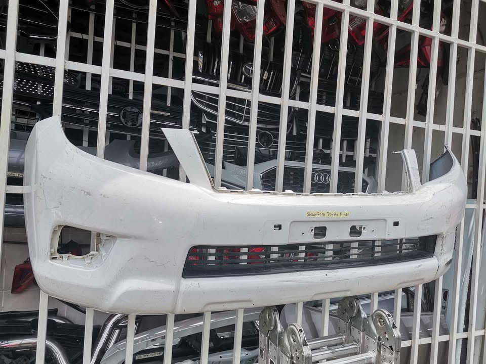 Toyota Prado front bumper 2010-2014 - Private Seller Toyota Prado front bumper 2010-2014 - Private Seller