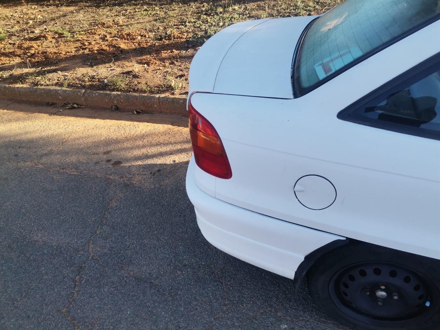 1999 opel astra 200i