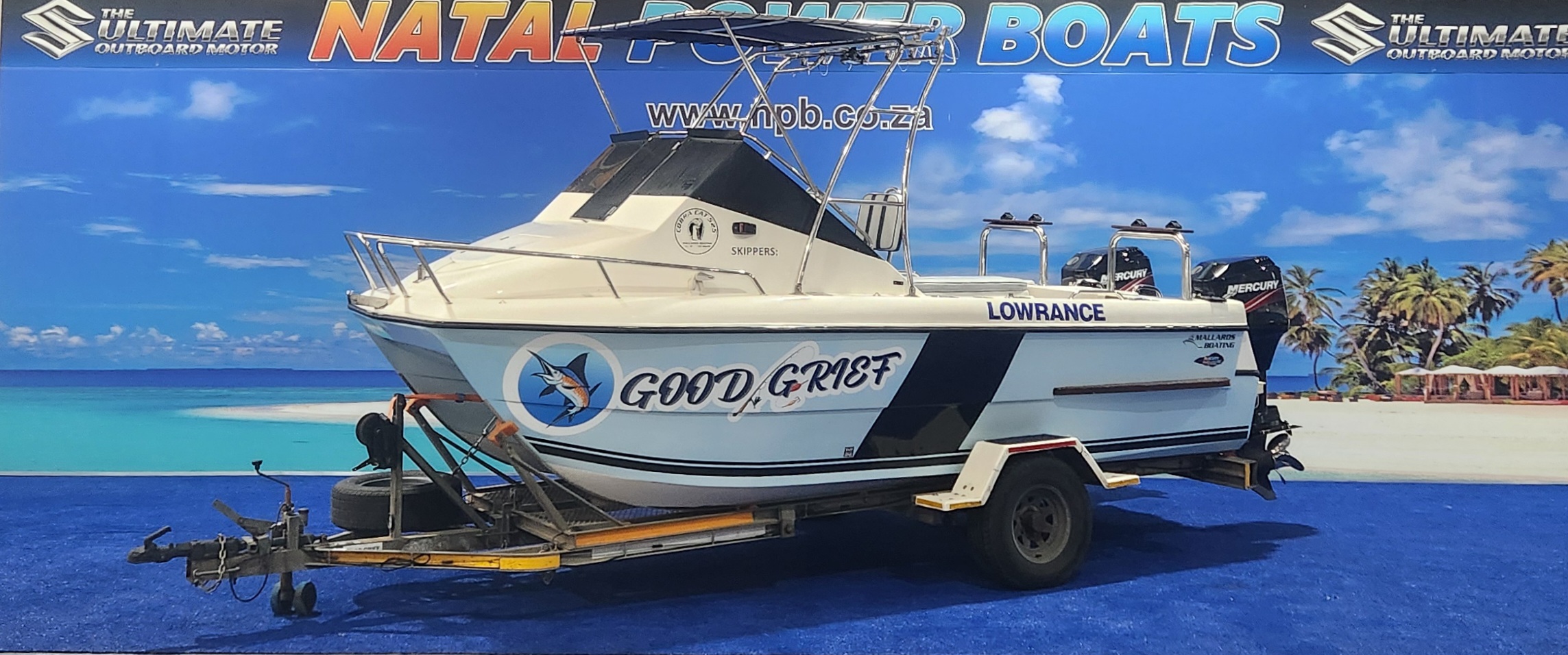 COBRA CAT 525 ON TRAILER 2 X 90 HP MERCURY