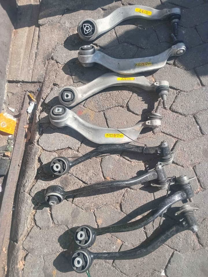 Bmw Control arm - Private Seller Bmw Control arm - Private Seller