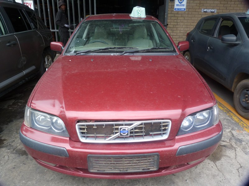 Volvo S40 T4 2.0 Manual BY204T - 2003 SPARESBOYZ STRIPPING FOR SPARES - Private Seller Volvo S40 T4 2.0 Manual BY204T - 2003 SPARESBOYZ STRIPPING FOR SPARES - Private Seller