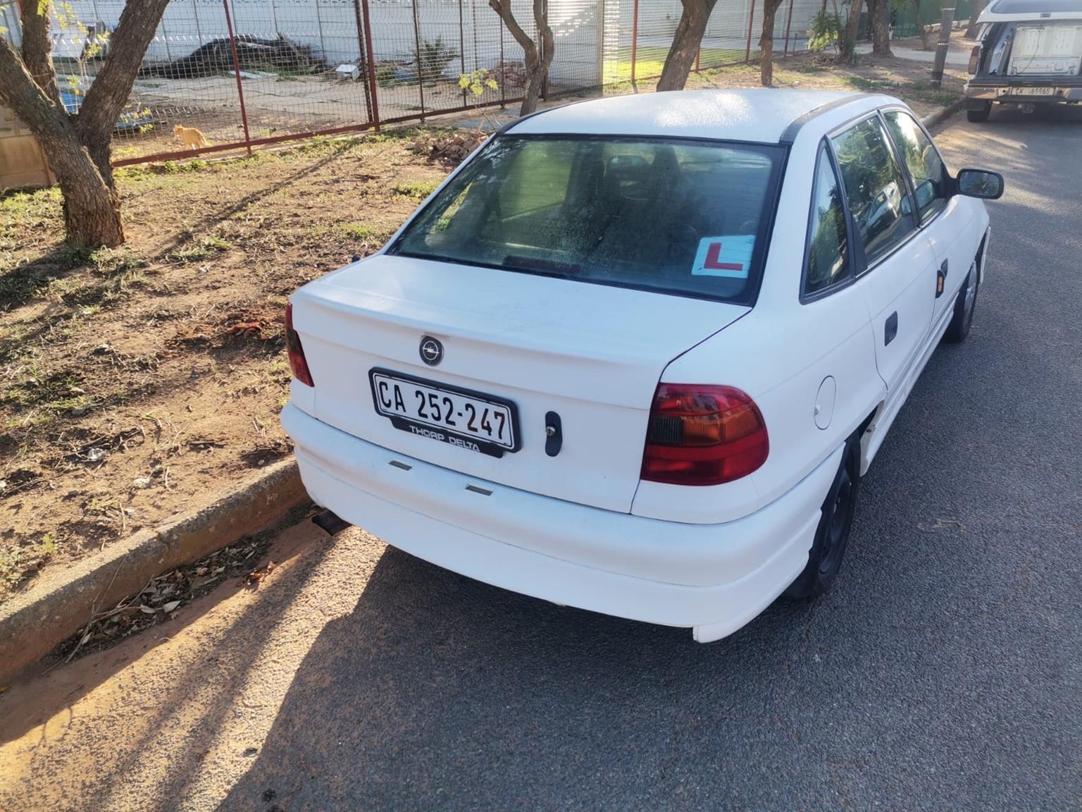 1999 opel astra 200i