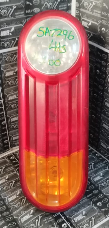 HYUNDAI H100 USED LR TAIL LIGHT FOR - Private Seller HYUNDAI H100 USED LR TAIL LIGHT FOR - Private Seller