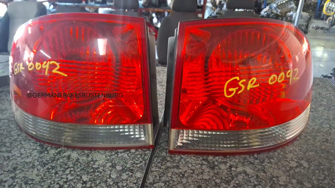 VW TOUAREG USED TAIL-LIGHTS FOR SALE - Private Seller