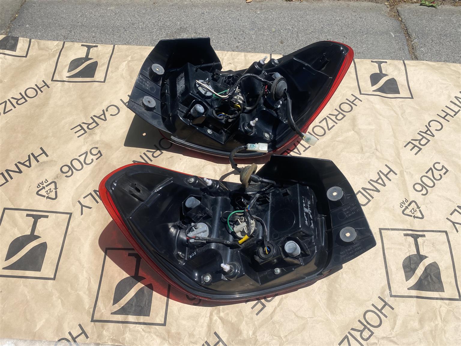 2024 RENAULT KWID LED TAIL LIGHTS FOR SALE. IN PRISTINE CONDITION - Private Seller