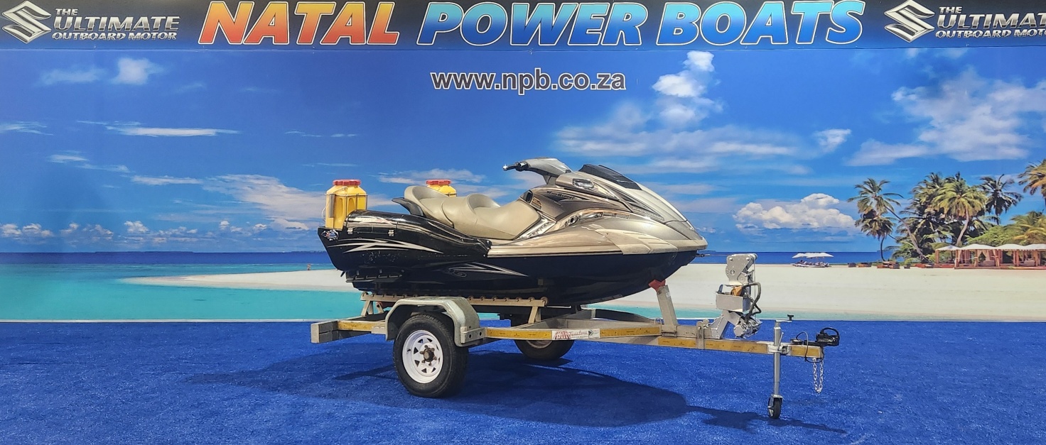 YAMAHA FX 1800 HO ON TRAILER 2009 MODEL 67 HOUR